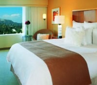 Renaissance Hollywood Guest Room